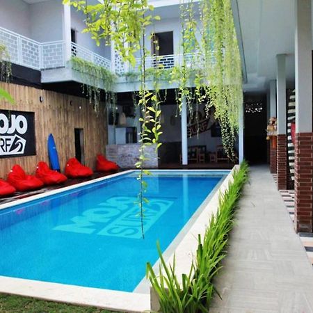 Mojosurf Camp Canggu Extérieur photo