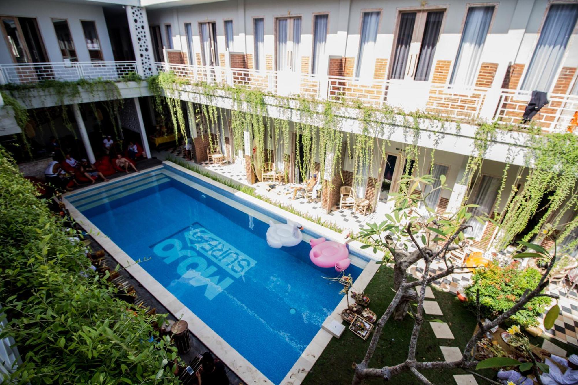 Mojosurf Camp Canggu Extérieur photo